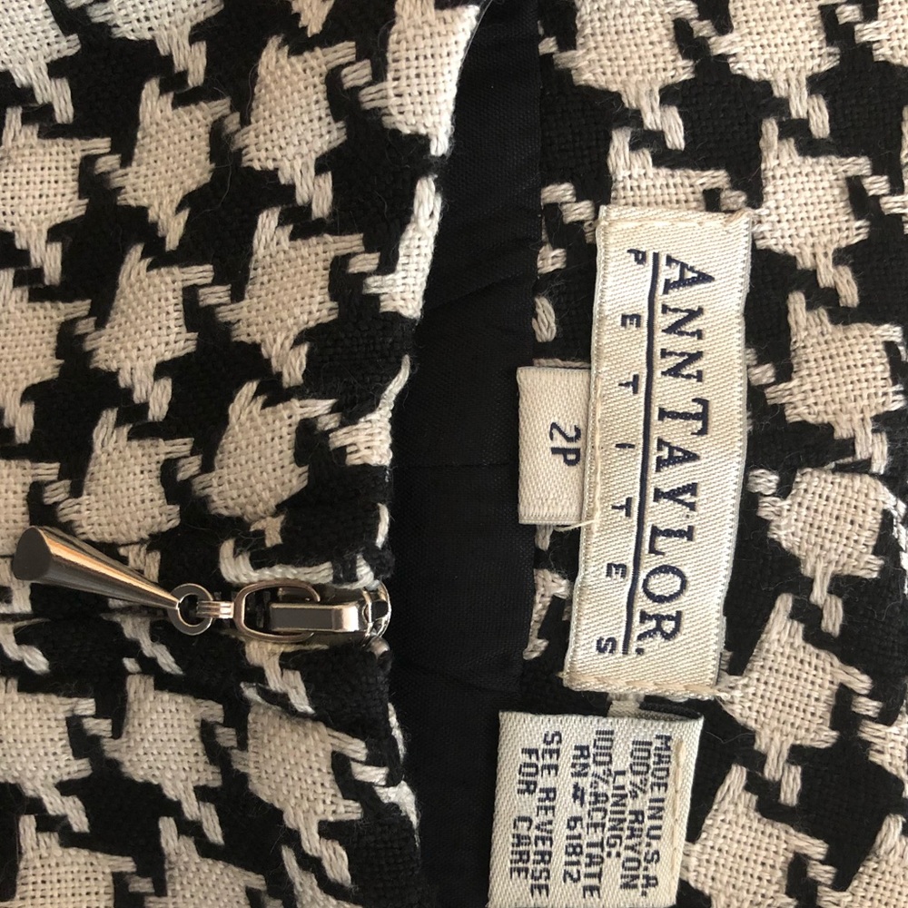 VINTAGE Ann Taylor sleeveless mini dress! - Picture 5 of 5